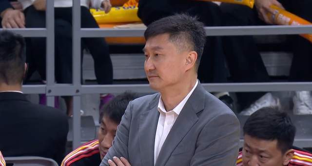 赏金女王模拟器-杜锋下课回归北京家庭？一切尘埃落定，广东完成官宣，去向曝光